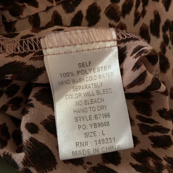 Kori Floral and Leopard Print Off-Shoulder Top - Picture 8 of 9